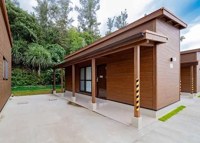 Beach Resort Hotel Kalakaua Onna